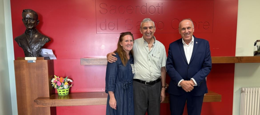 Tonina in visita alla RSA S. Cuore di Bolognano